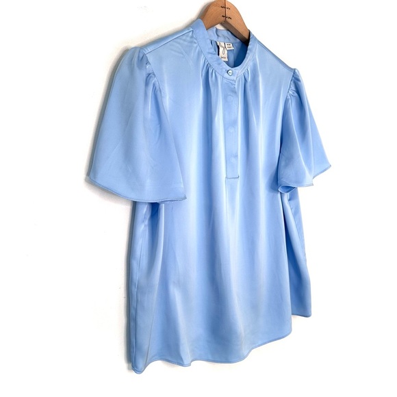 Joie Light Blue Short Sleeve Blouse Size Medium - Picture 2 of 8
